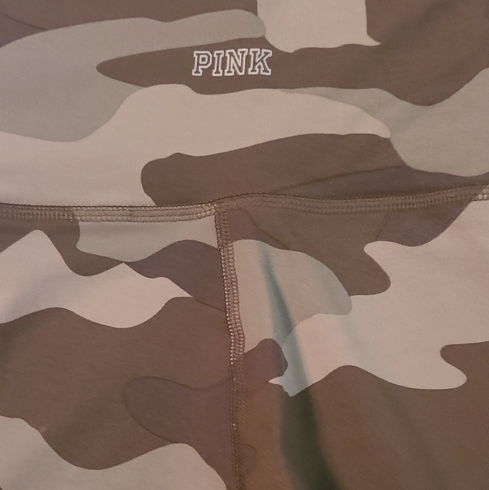 Camouflage leggings victoria secret pink leggings Nwot hp🔥🔥🔥 - Picture 3 of 4